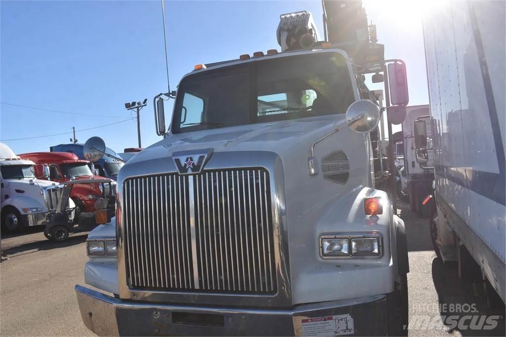 Western Star 4900 Lastbil med kran