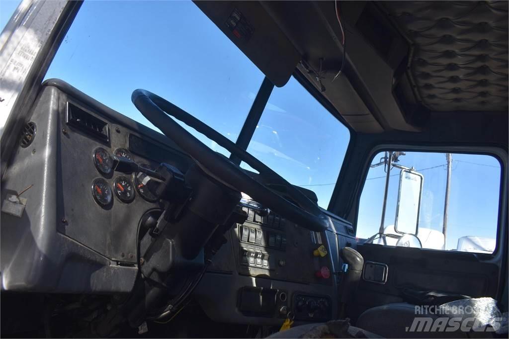 Western Star 4900 Lastbil med kran