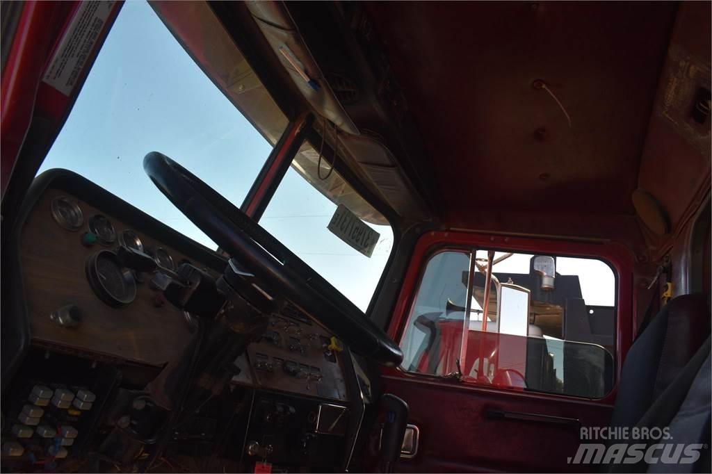 Western Star 4964 Lastbiler med tip