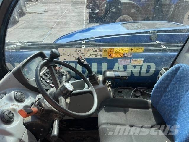 New Holland LM7.35 Teleskoplæssere til landbrug