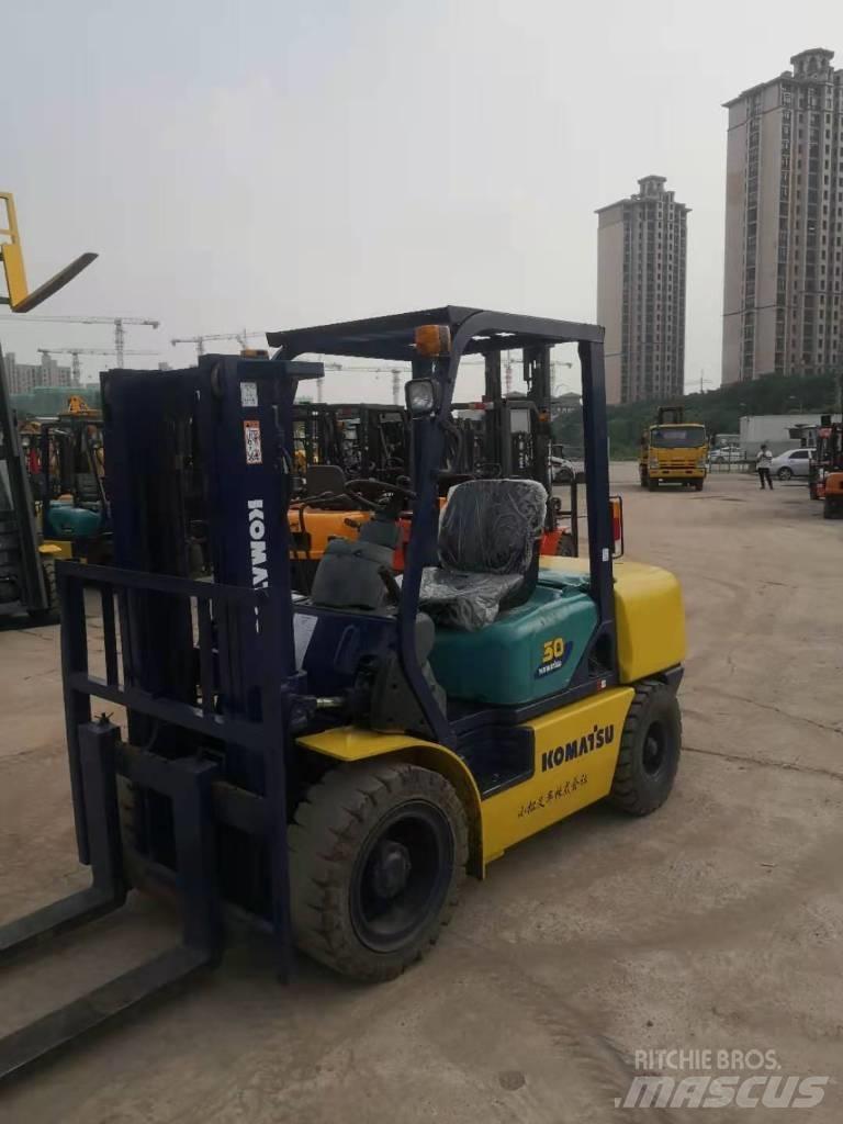 Komatsu FD 30 T-14 Diesel gaffeltrucks
