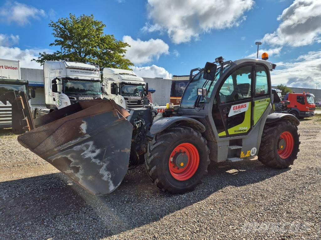 CLAAS Scorpion 7044 Teleskoplæssere til landbrug