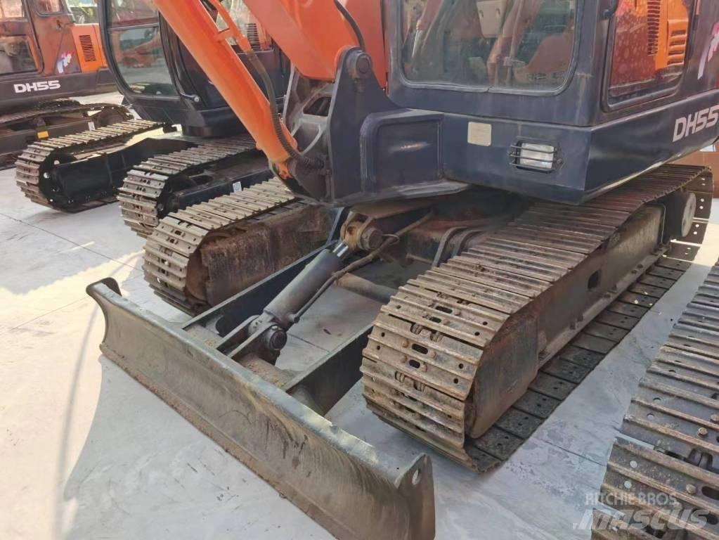 Doosan DH55 Gravemaskiner på larvebånd