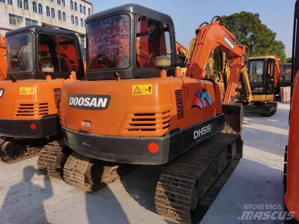 Doosan DH55 Gravemaskiner på larvebånd