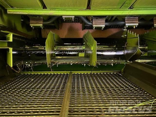 CLAAS Mega 208 Mejetærskere