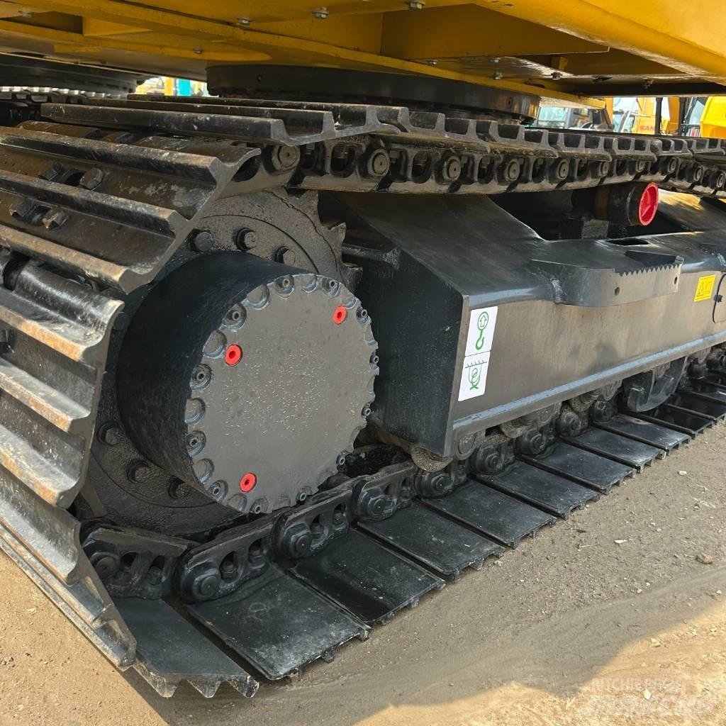 Komatsu 130 Gravemaskiner på larvebånd