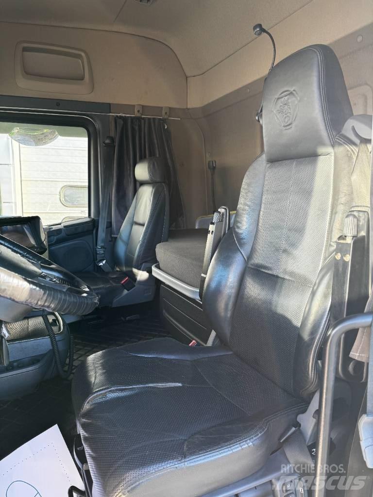 Scania R520LB8x4*4 Lastbiler med tip
