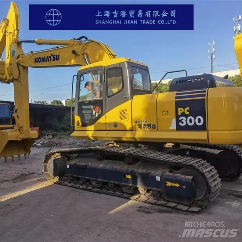 Komatsu PC 300 Gravemaskiner på larvebånd
