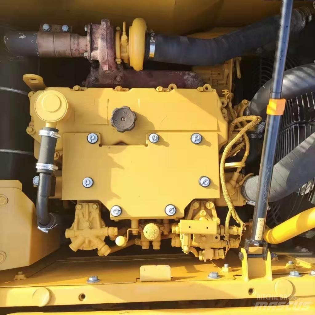 CAT 312 D Gravemaskiner på larvebånd