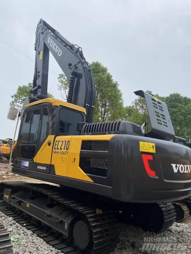 Volvo EC210 Gravemaskiner på larvebånd