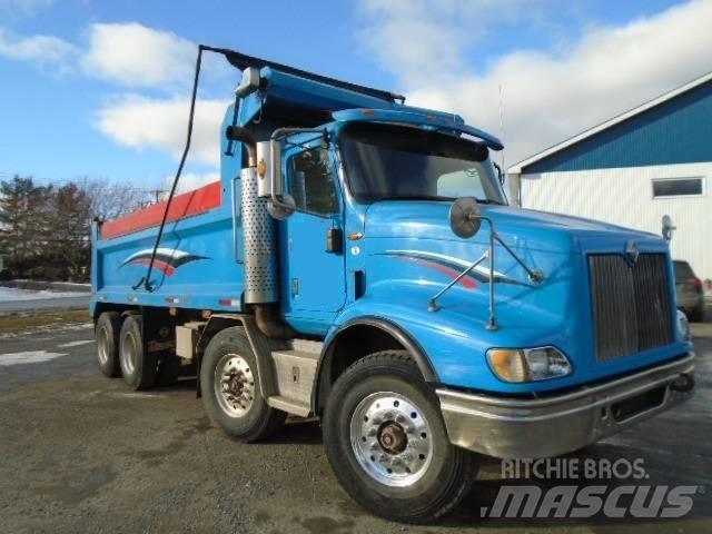 International 9200 i Lastbiler med tip