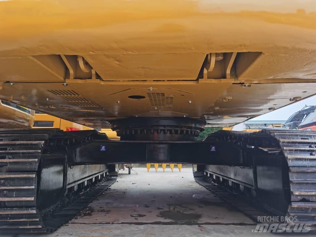 CAT 330 D L Gravemaskiner på larvebånd