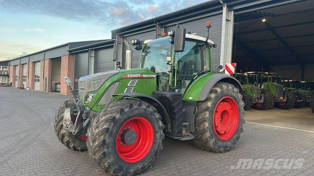Fendt 724 VARIO Traktorer
