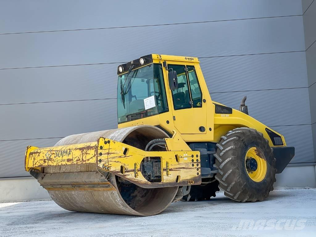 Bomag BW 213 DH-4 Enkelt tromle