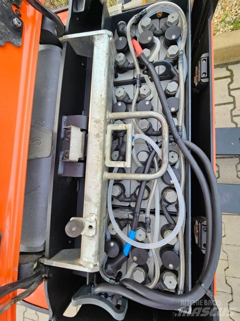 BT LPE200 El-palleløftere med platform