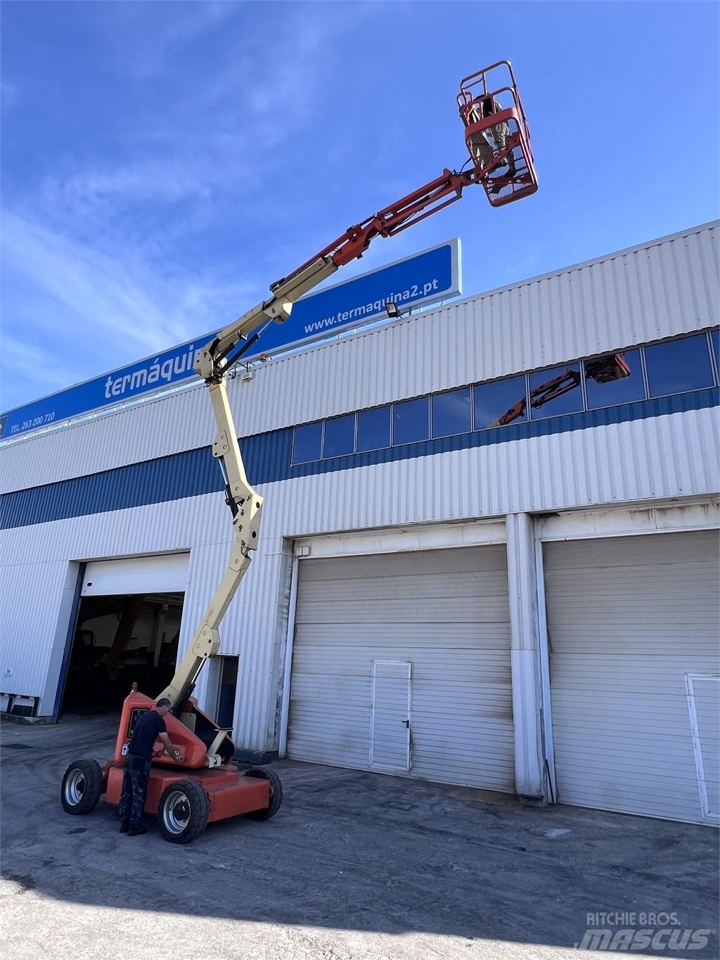 JLG E450 AJ Bomlifte med knækarm