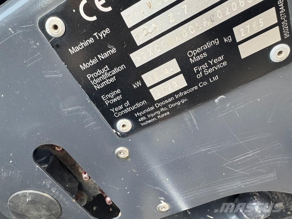 Doosan DX 27 Z Minigravemaskiner