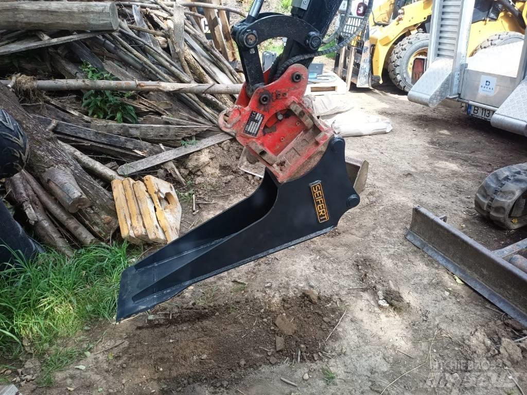 CAT 301.6  05A Minigravemaskiner
