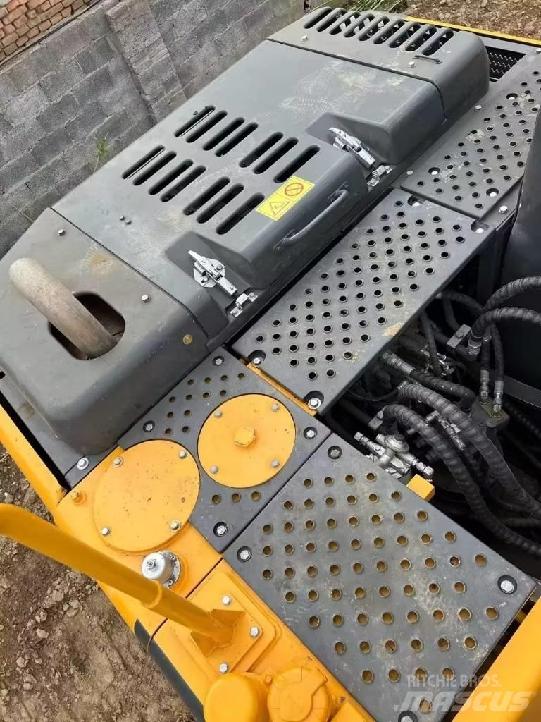 Volvo EC140 Gravemaskiner på larvebånd