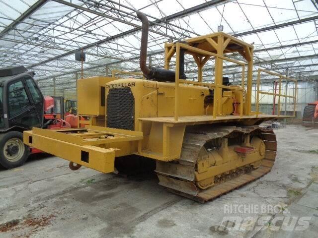 CAT D6C Traktorer