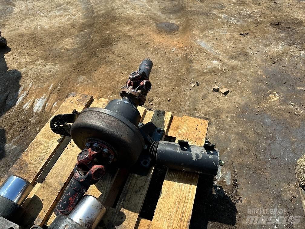 CAT 214 B FT gearbox Gravemaskiner på hjul