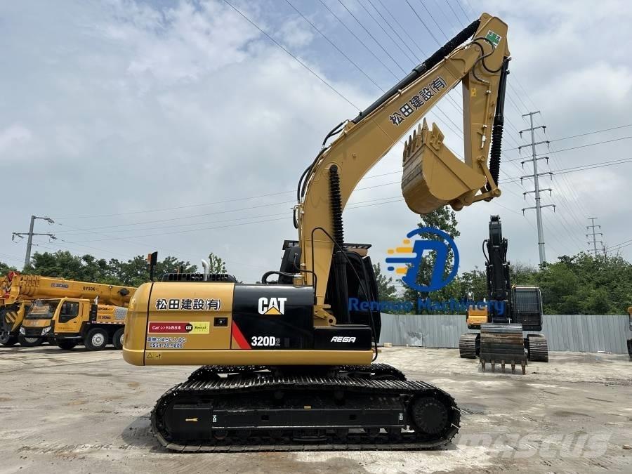CAT 320 D2 Gravemaskiner på larvebånd