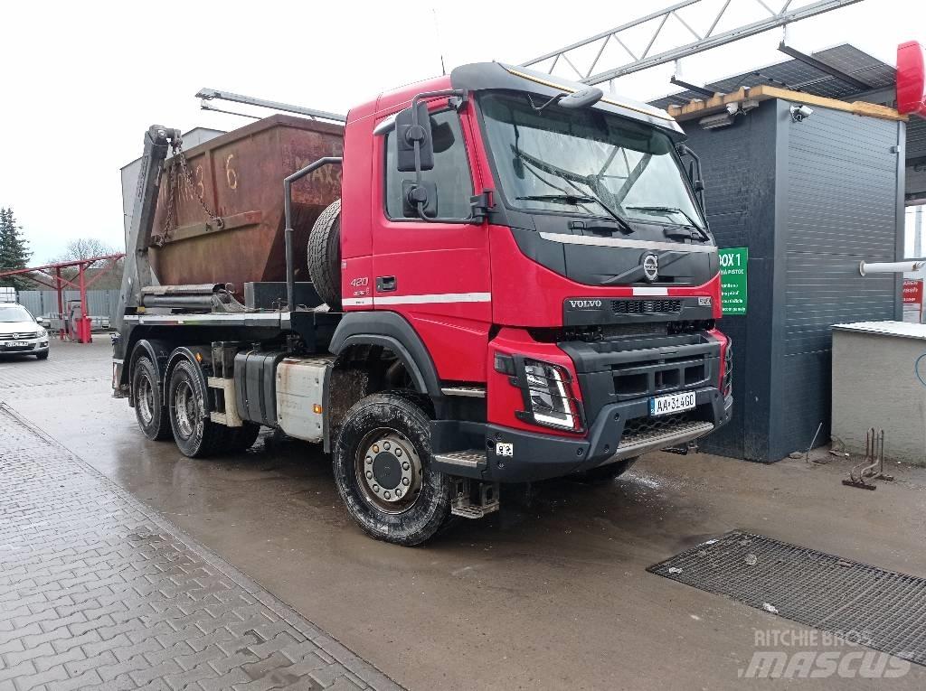 Volvo FMX 400 Skip loader