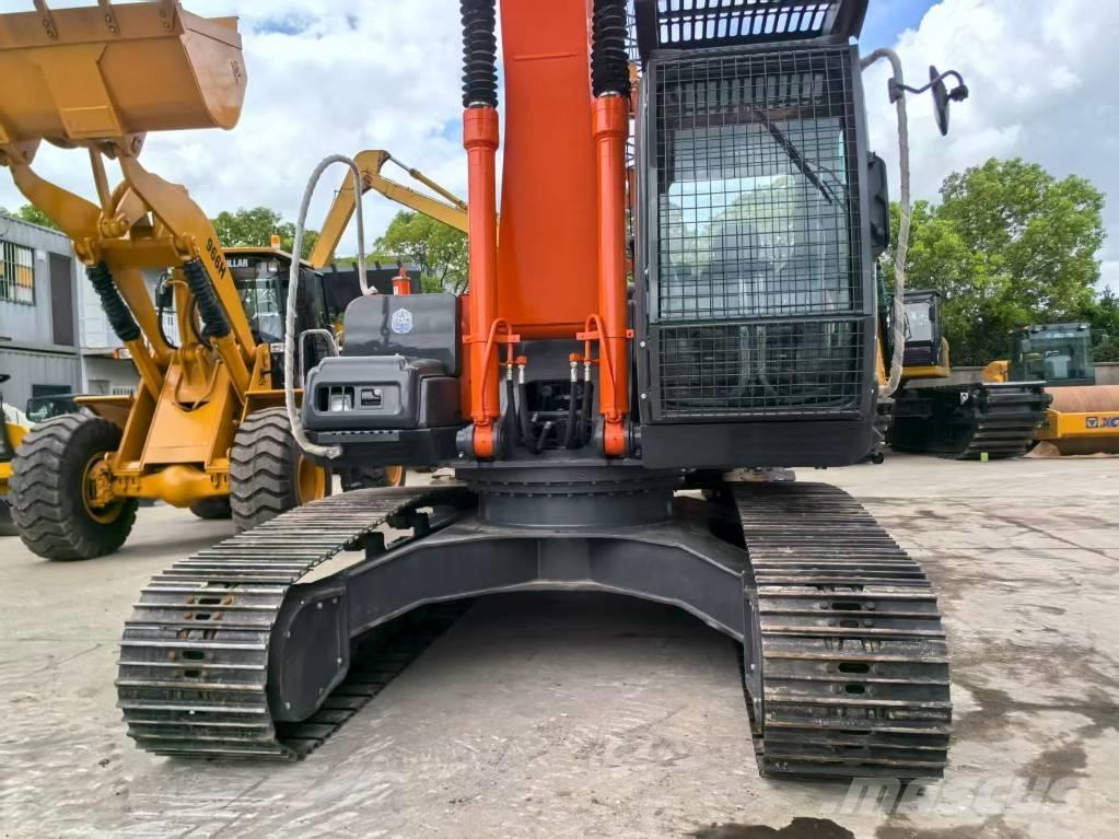 Hitachi ZX 240 HG Gravemaskiner på larvebånd