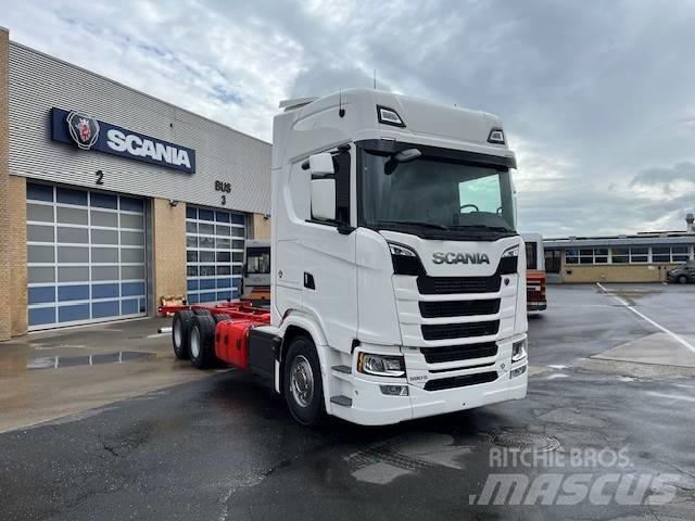 Scania S 590 Chassis