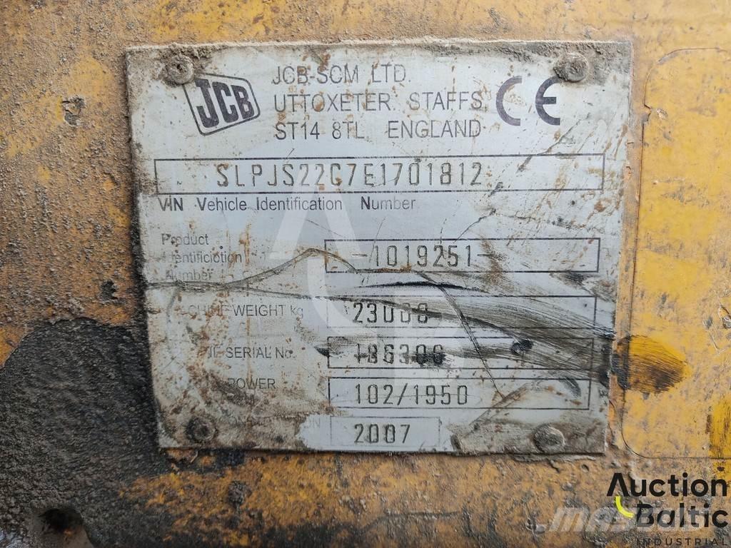 JCB JS 220 LC Gravemaskiner på larvebånd