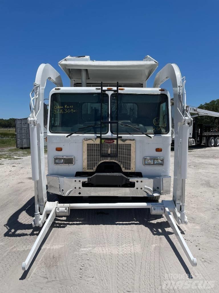 Peterbilt 320 Renovationslastbiler