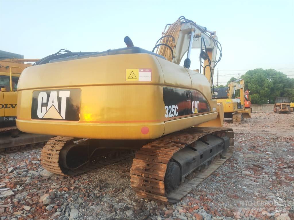 CAT 325C Gravemaskiner på larvebånd