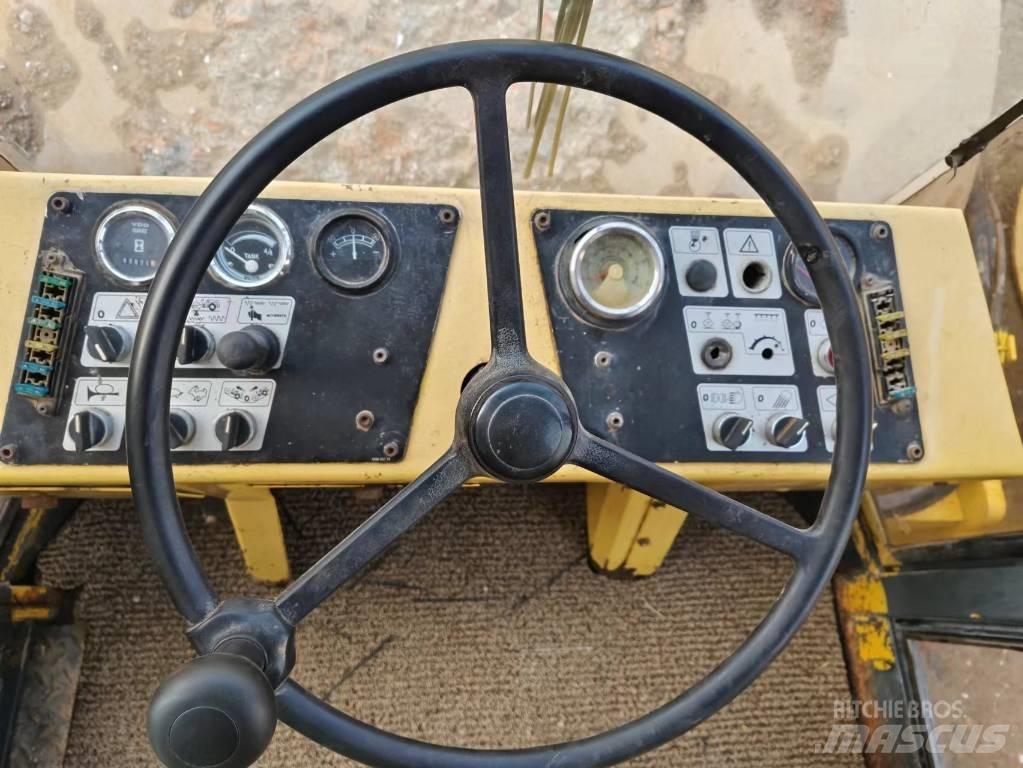 Bomag BW 217 Enkelt tromle