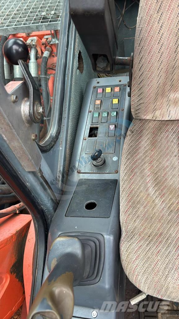 Atlas 1304 Gravemaskiner på hjul