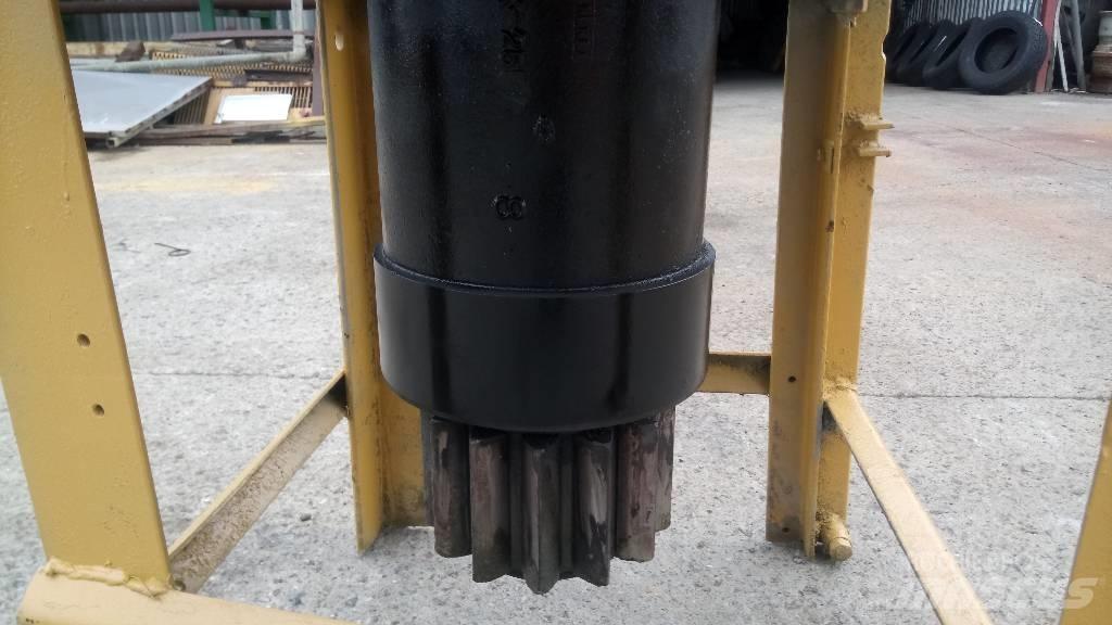 CAT 245 Gear