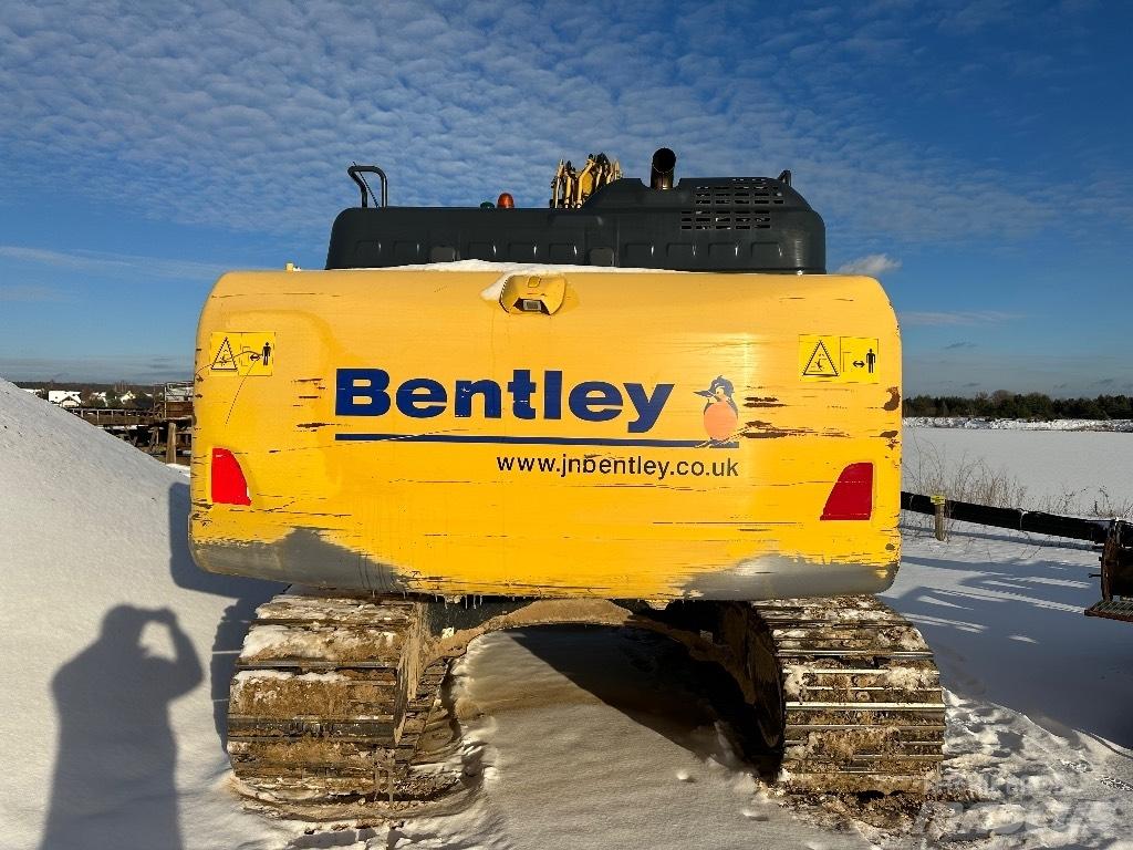Komatsu PC 210 LC-11 Gravemaskiner på larvebånd