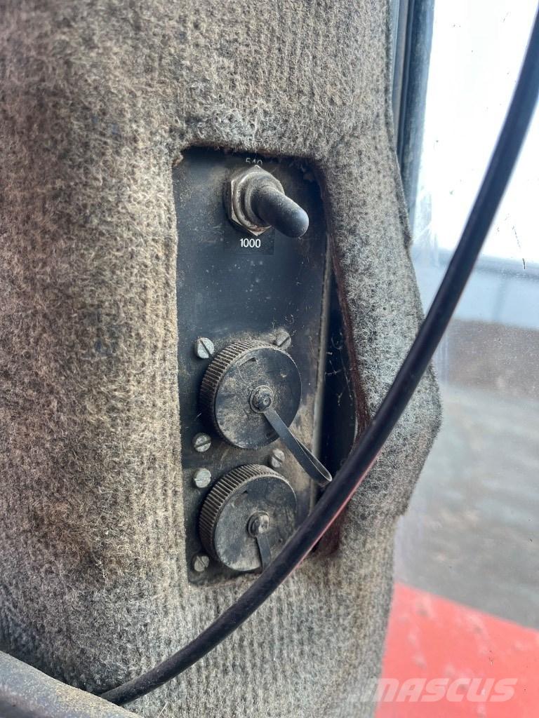 Massey Ferguson 3690 Traktorer