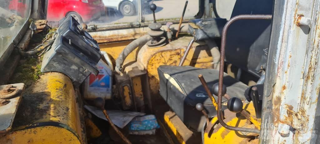 International 100B Bulldozer på larvebånd