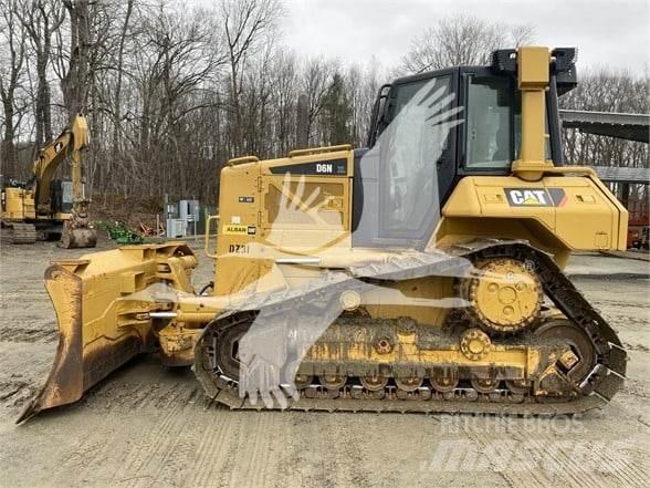 CAT D6N XL Bulldozer på larvebånd