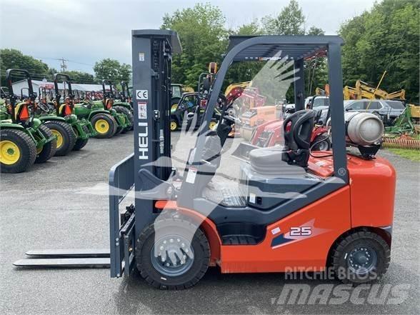 Heli CPYD25 Diesel gaffeltrucks