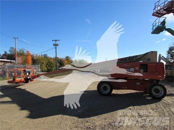 JLG 800S Teleskoplifte
