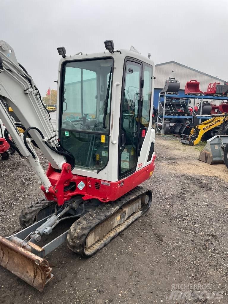 Takeuchi TB 225 Minigravemaskiner