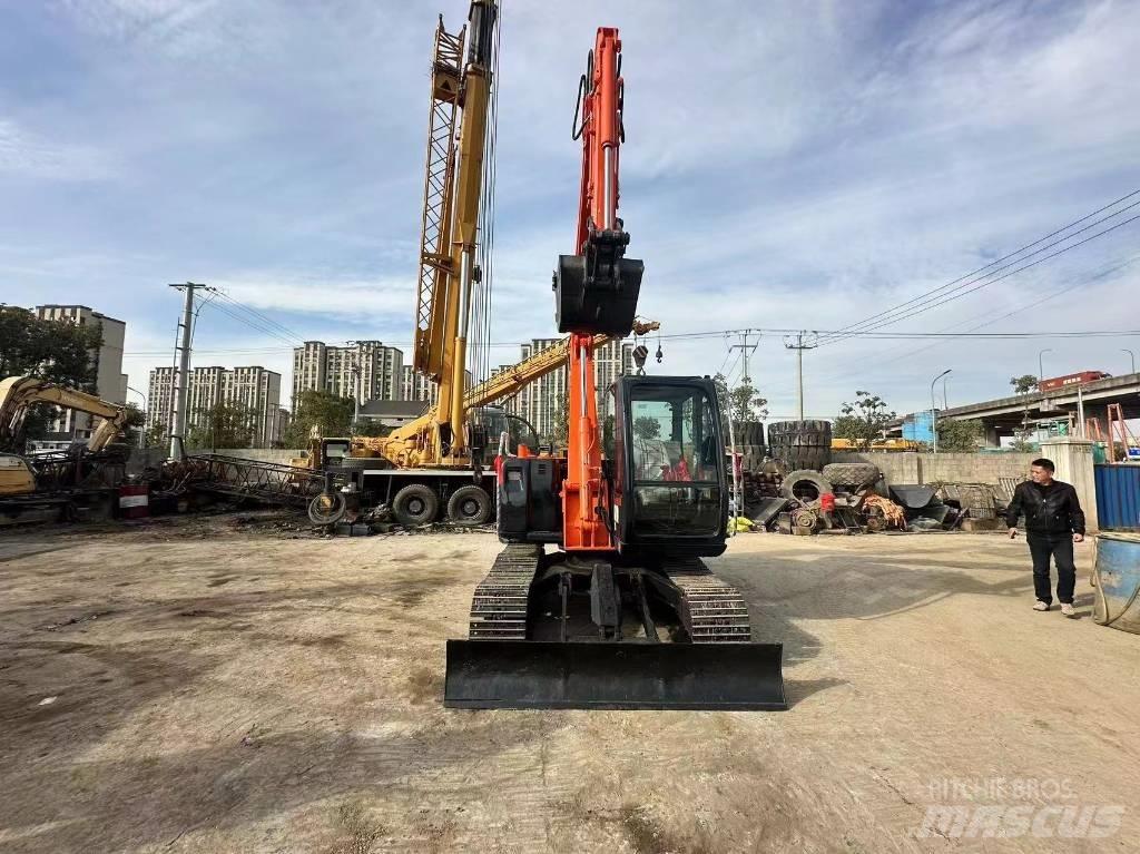 Hitachi ZX 70 Gravemaskiner på larvebånd
