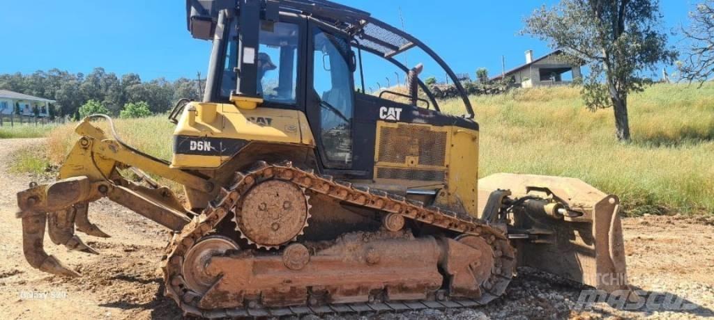 CAT D 6 N Bulldozer på larvebånd