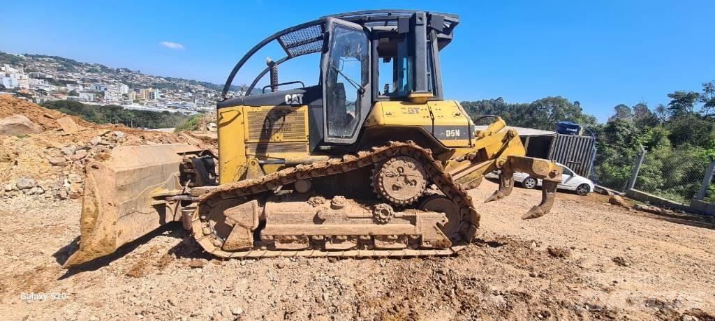 CAT D 6 N Bulldozer på larvebånd