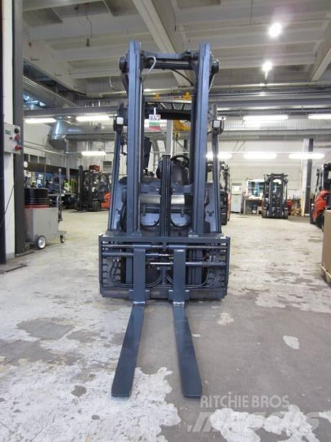 Linde E25 El gaffeltrucks