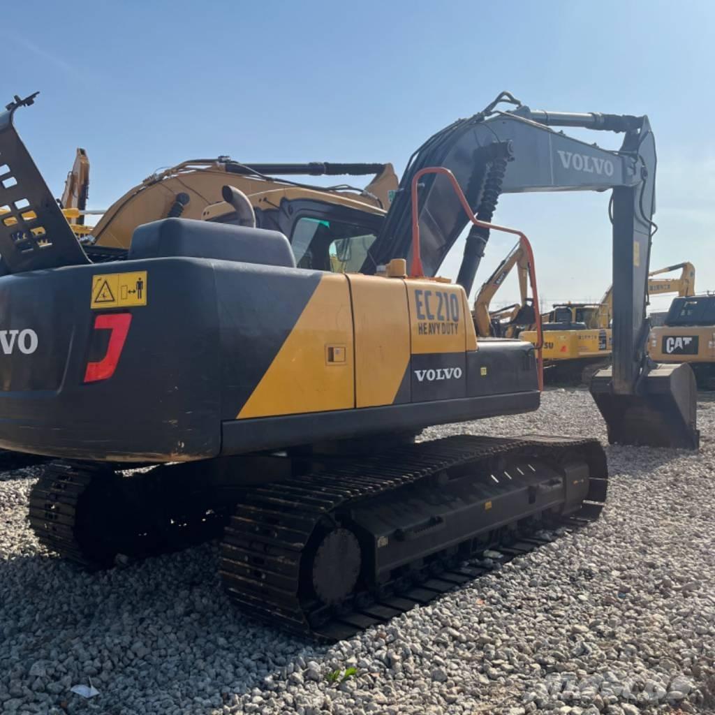 Volvo EC 210 Gravemaskiner på larvebånd