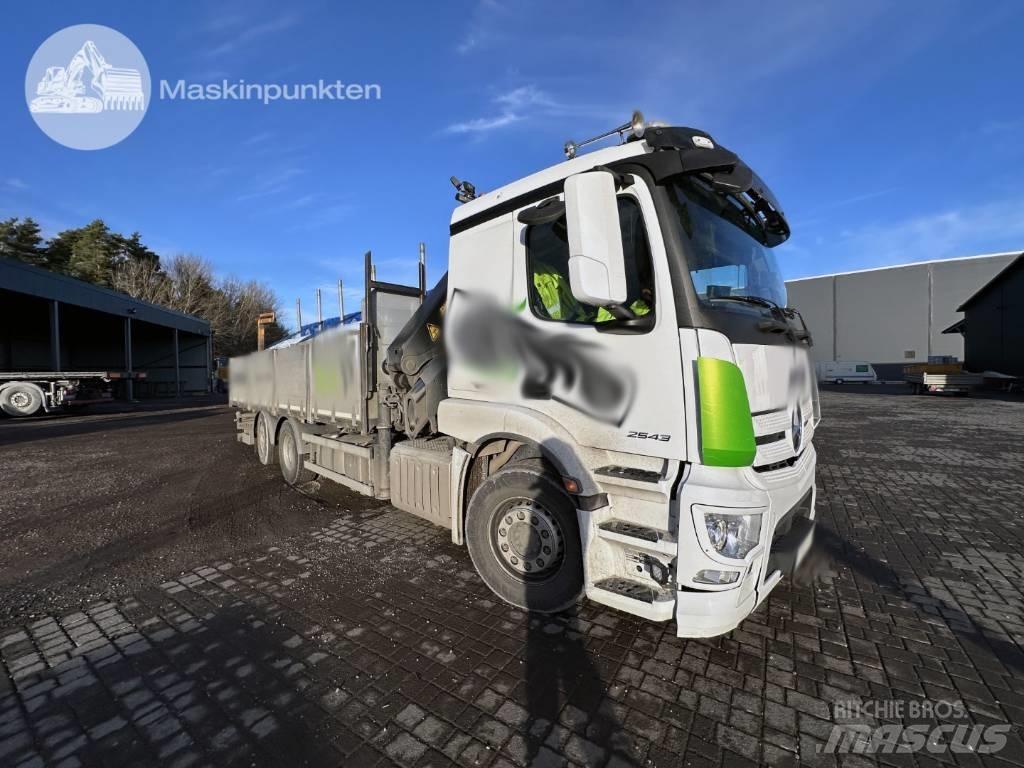 Mercedes-Benz 2543 Lastbil med kran