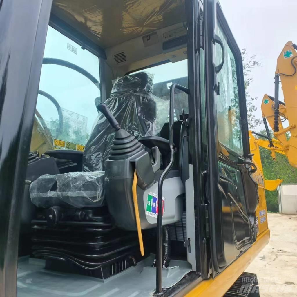 CAT 320 D 2 Midi-gravemaskiner 7t - 12t