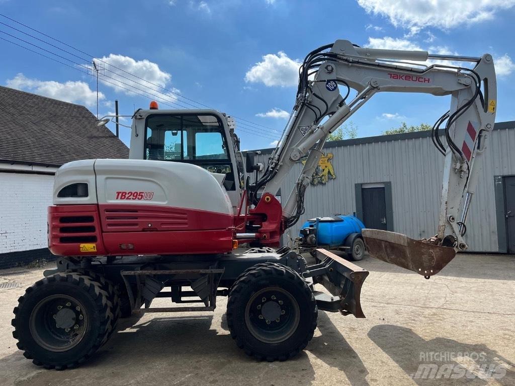 Takeuchi TB295W Gravemaskiner på hjul